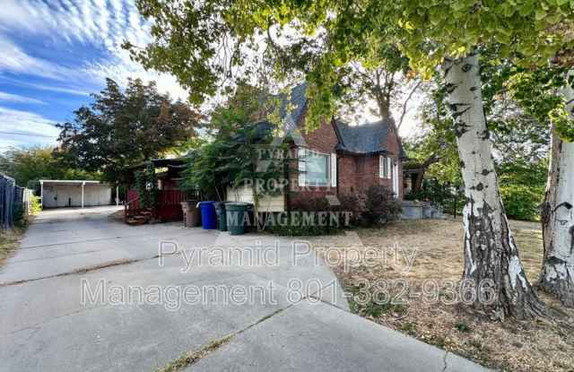 422 E Hollywood Ave