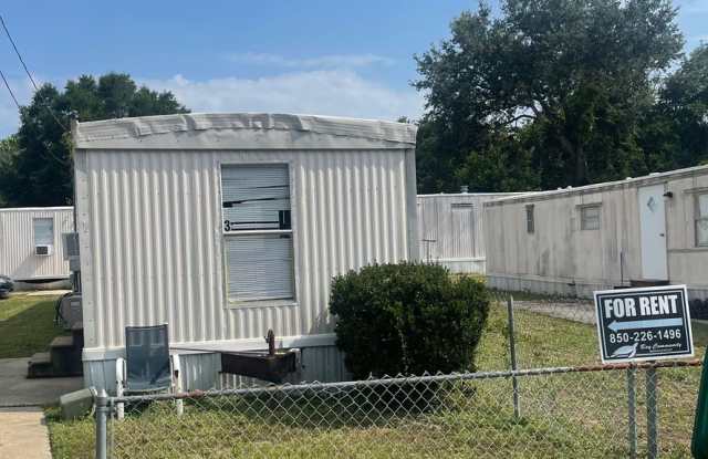 GREAT LOCATION! 2-Bedroom/ 1-Bath