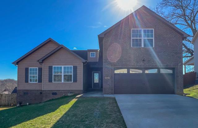 Gorgeous Single-Family--Fenced Backyard and Bonus Room!