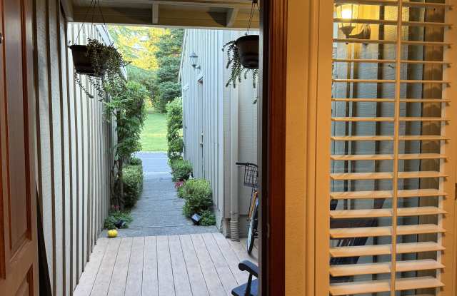 304 Sycamore Hill Court