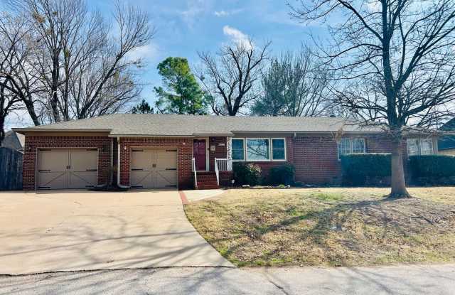 Absolutely gorgeous, remodeled home in beautiful location in Midtown Tulsa