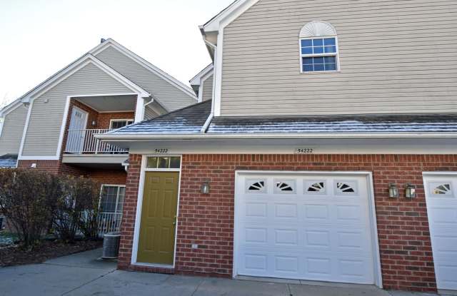 Shelby Twp 2-Bedroom,2-Bath, attached garage. 2nd floor unit. Immediate occupancy. photos photos