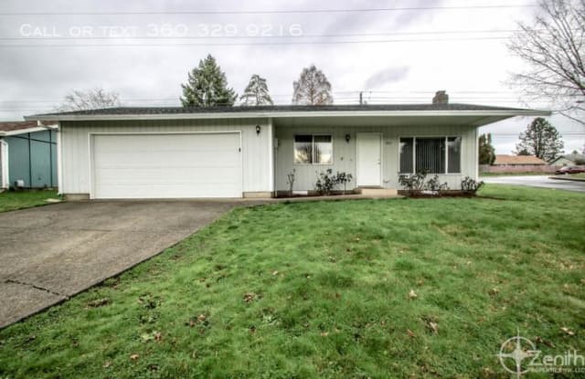 1814 NW 98th Street - 1814 Northwest 98th Street, Lake Shore, WA 98665