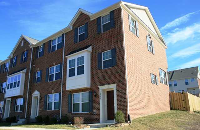 2775 Aldersgate Way- End Unit