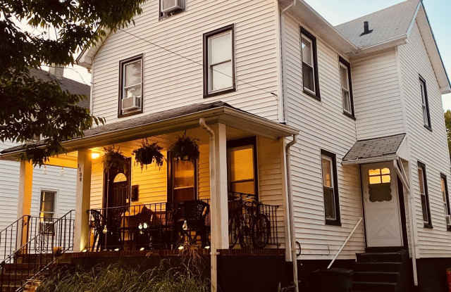 1139 ASBURY AVE