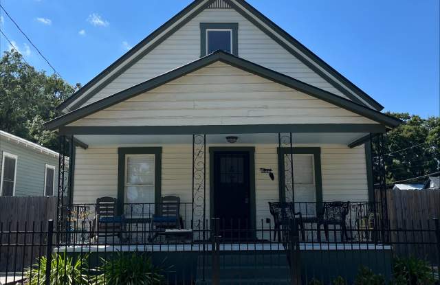 Photo of 2516 N 12th St