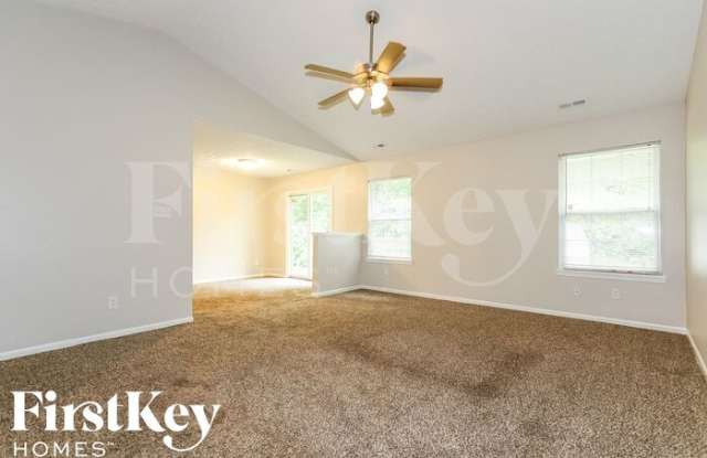 2602 Cooper Point Circle