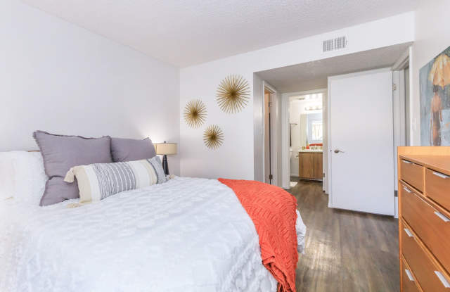 River Park Apartments