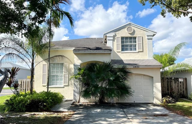 11831 SW 102nd St - 11831 Southwest 102nd Street, Kendall, FL 33186