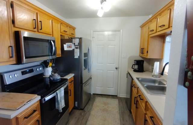 1002 Hickory Lane - B