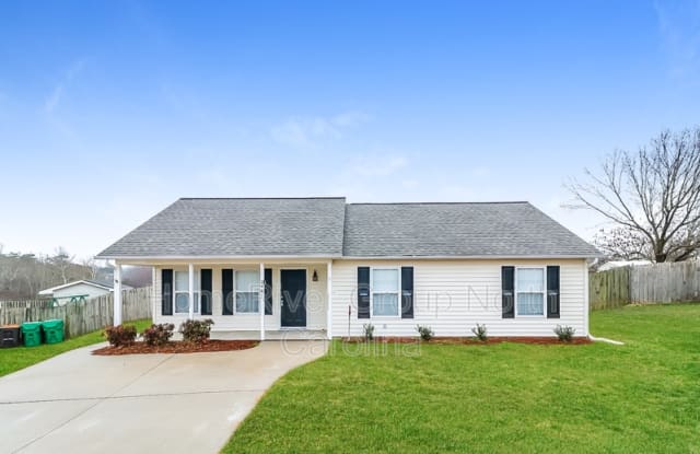 2461 Aston Ct - 2461 Aston Court, High Point, NC 27265