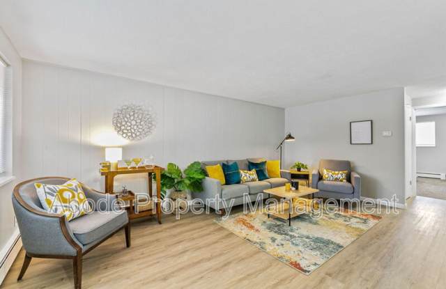 Photo of 476 West 10th Street