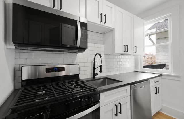 AVAILABLE NOV 1ST! BEAUTIFULLY RENOVATED 2-BEDROOM IN DORMONT!