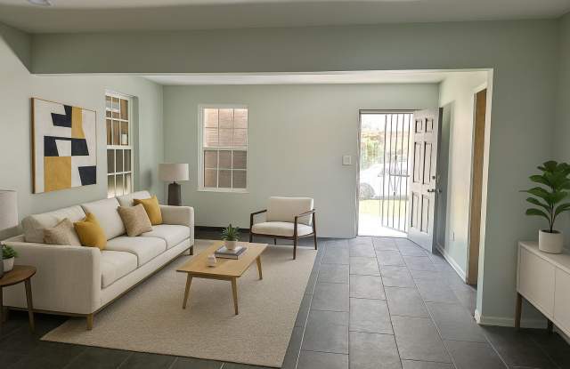 2816 Arlington Avenue