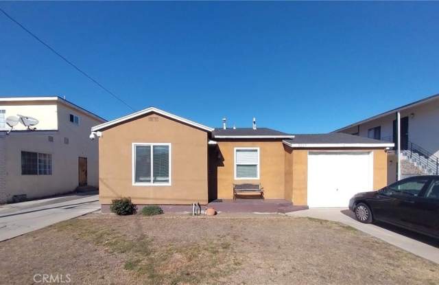 Photo of 4387 W 134th Street