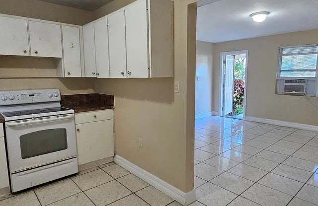 13701 SW 266 St
