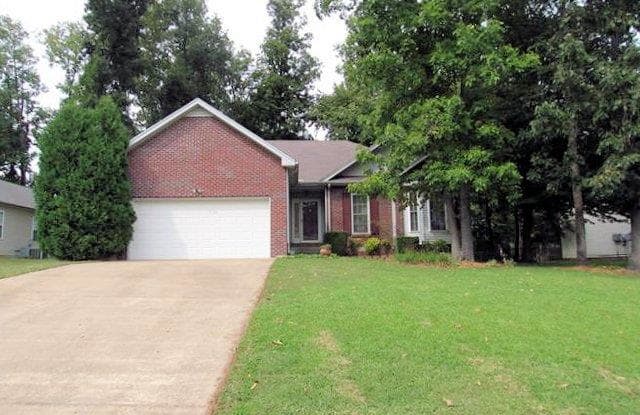 1664 BARRYWOOD CIRCLE E - 1664 East Barrywood Circle, Clarksville, TN 37042