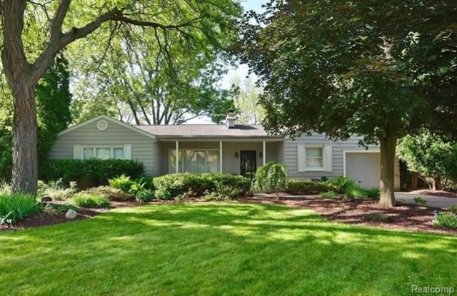 17881 LOCHERBIE Avenue - 17881 Locherbie Avenue, Beverly Hills, MI 48025