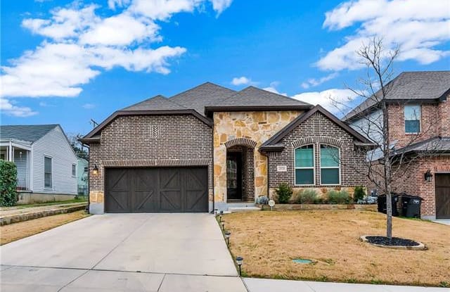 2520 Frazier Avenue - 2520 Frazier Avenue, Fort Worth, TX 76110