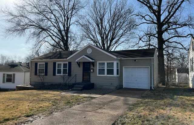 1206 Hoyt Drive