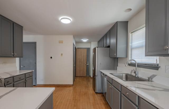 823 Park Bluff Circle