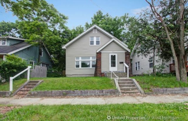 852 Oakhill St. SE - 852 Oakhill Street Southeast, Grand Rapids, MI 49507