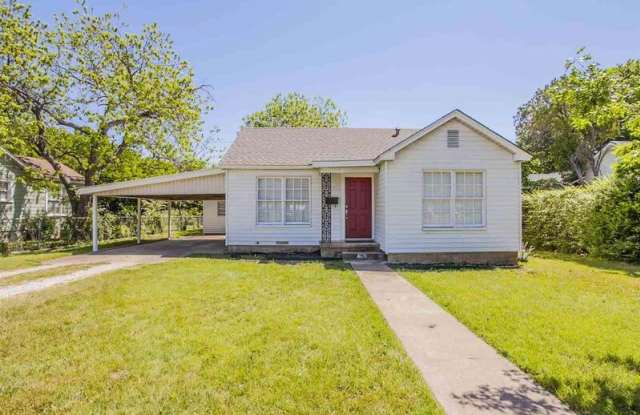 Photo of 618 Adams Avenue