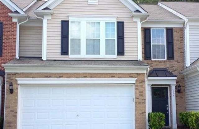 304 Dyersville Drive