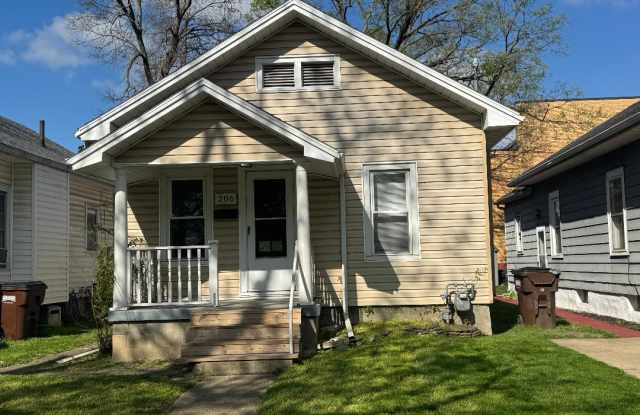 206 North Sutphin Street
