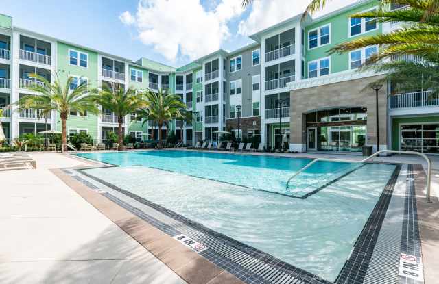 Photo of Trails at Hunter's Lake