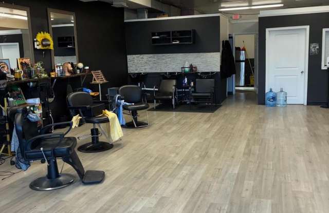 7560 HAVERFORD Avenue