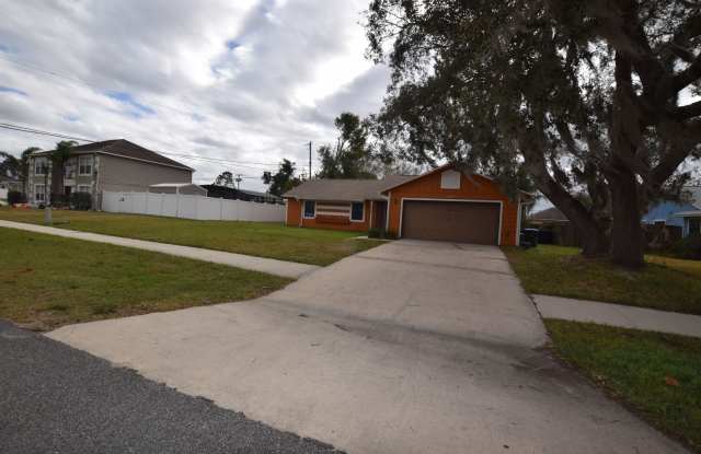 3/2 For Rent at 2585 Derby Drive Deltona, FL 32738.