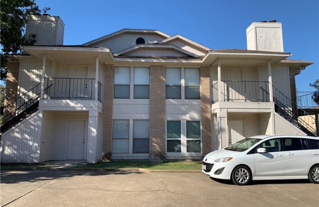 402 Fall Cir - 402 Fall Circle, College Station, TX 77840