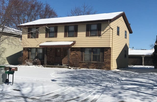 10442 W Dean Rd - 2 - 10442 West Dean Road, Milwaukee, WI 53224