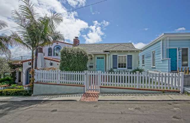 Photo of Beautifully Remodeled, Bright  Airy 3BR2BA Home w/ Loft/Den on Full Street to Alley Lot w/ Amazing Outdoor Space, Private Primary Bedroom Retreat  2-Car Garage Just A Block from Grandview School  5 Blocks to Beach!