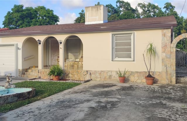 201 SW 48th Ct - 201 Southwest 48th Court, Miami, FL 33134