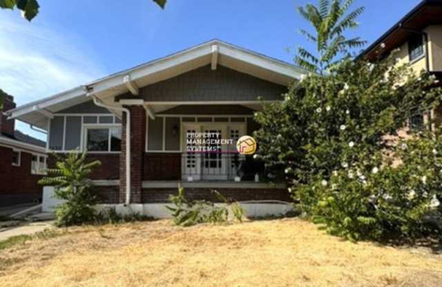 3 Bedroom Home Near Sugarhouse!