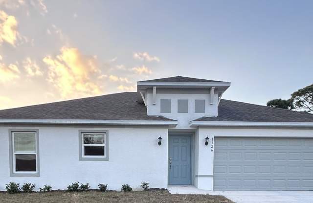**STUNNING 4/2 HOME IN PALM BAY