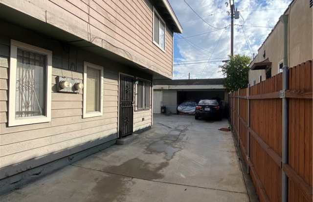 1518 Norman Place