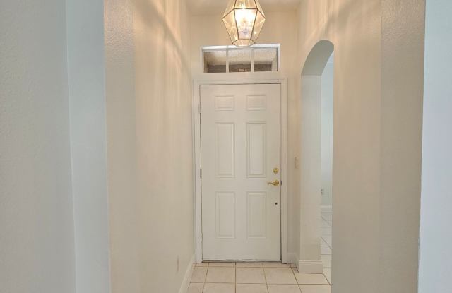 2 Bedroom, 1.5 bath townhome in gated community in New Tampa