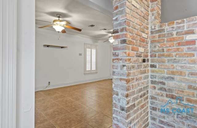 1718 Courthouse Road