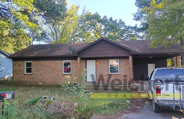 Photo of Charming 3-Bed Home with Fenced Yard and Carport