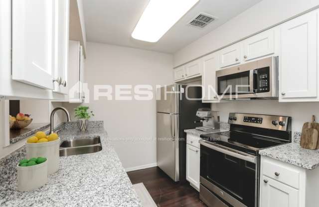 1407 Sunridge Road