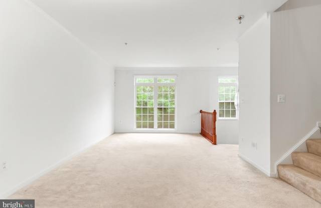 8928 DAWSON MANOR Drive