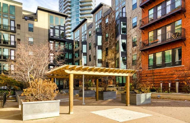 1367 Willow Street Unit E31