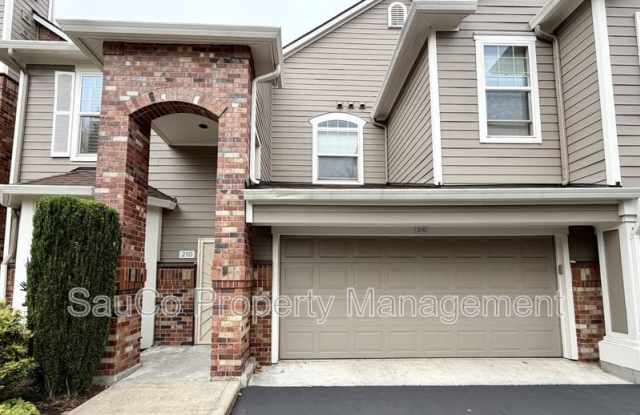 Photo of 1231 Northeast Horizon Loop - 1