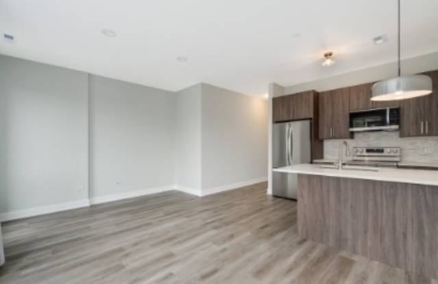 3956 South Indiana Avenue - 3956-1R