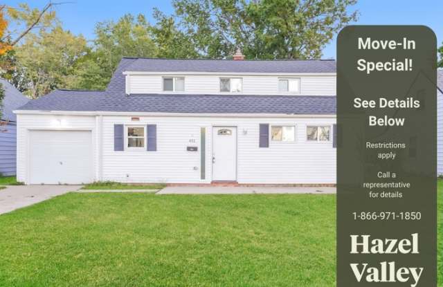 Photo of 451 Fairway Boulevard