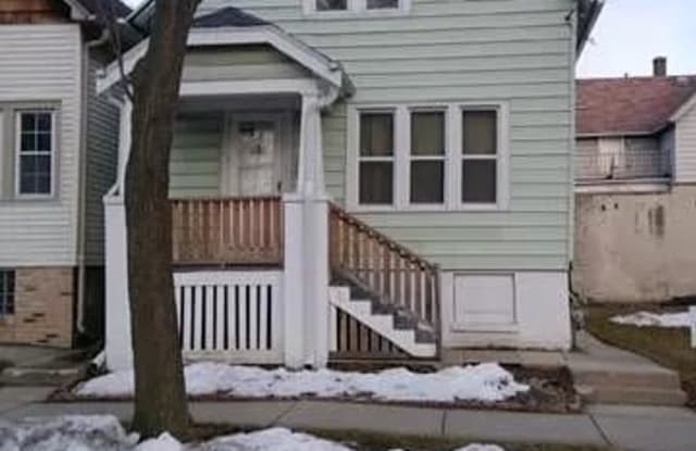 2108 N Hubbard St - 2108 North Hubbard Street, Milwaukee, WI 53212