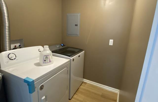 Photo of 730 Wesley Avenue